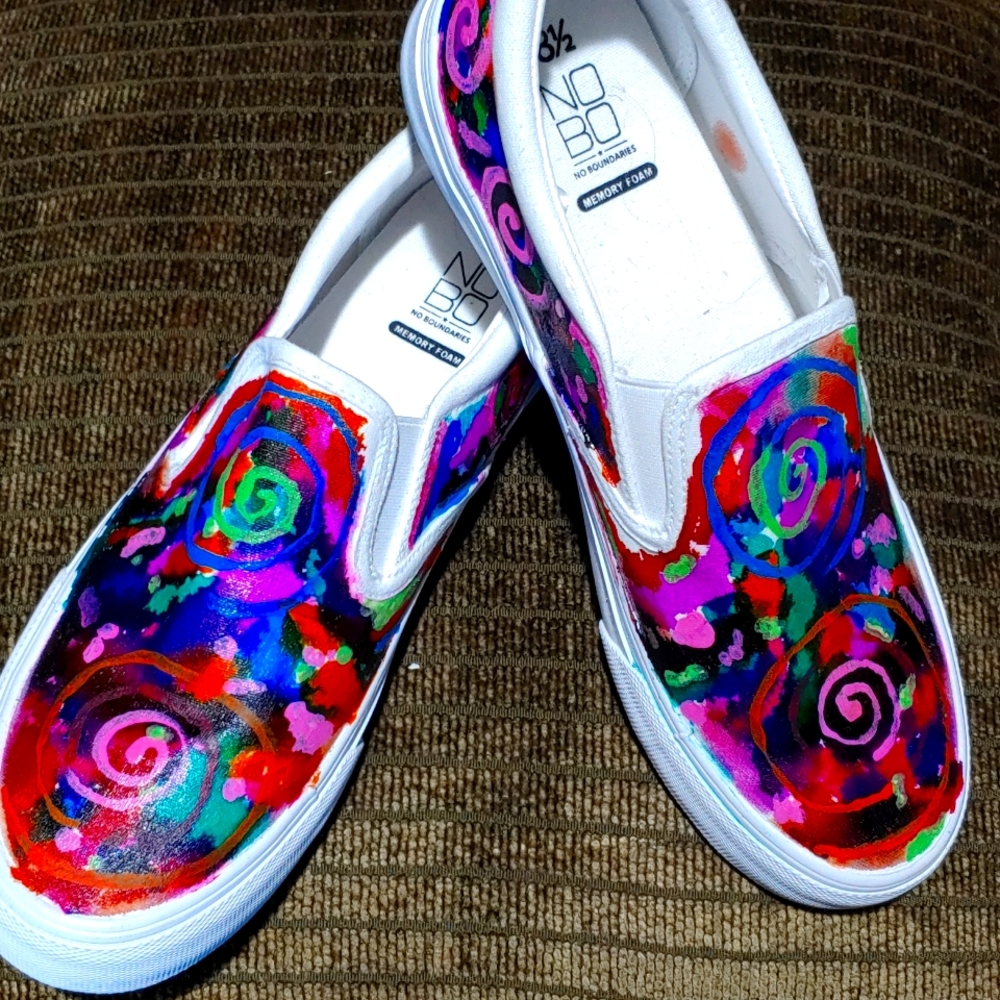 NoBo tennis shoe .8 1/2 .original hand painted one of a kind.